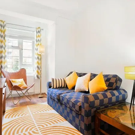 Cosy Apartment In Trendy Camden Pass The Keys